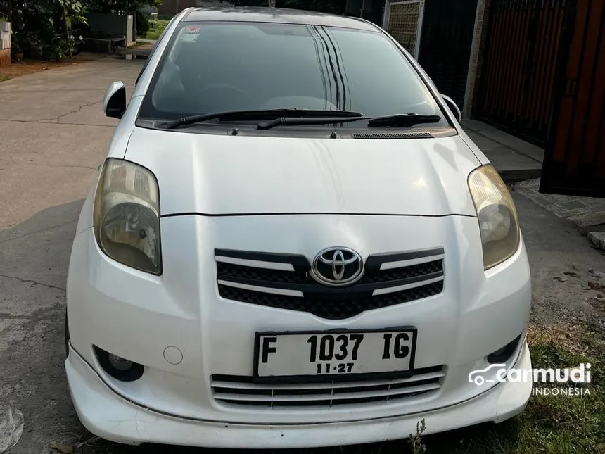 2009 Toyota Yaris J Hatchback