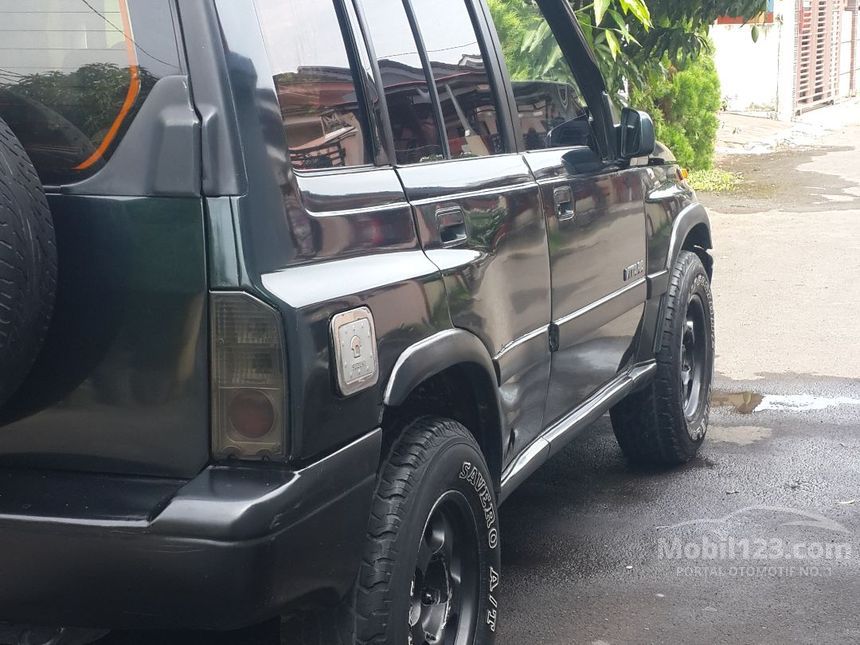 1992 Suzuki Vitara SUV