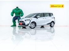 2016 Toyota Sienta 1.5 (ปี 16-20) G Wagon AT