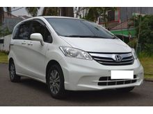 2013 Honda Freed 1.5 S MPV Putih Murah Meriah