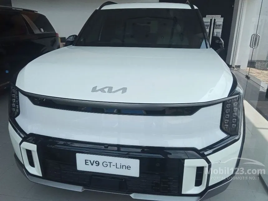 Jual Mobil KIA EV9 2024 GT Line Long Range di Jawa Barat Automatic Wagon Putih Rp 1.935.200.000