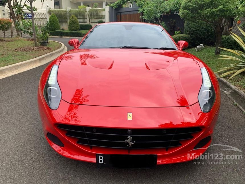 2015 Ferrari California California T Convertible