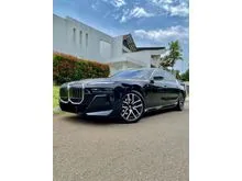 2023 BMW 735i 3.0 M Sport Sedan Odo 6 Rbuan (TERMURAH)