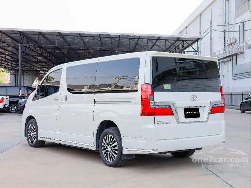 2020 Toyota Majesty Premium Van