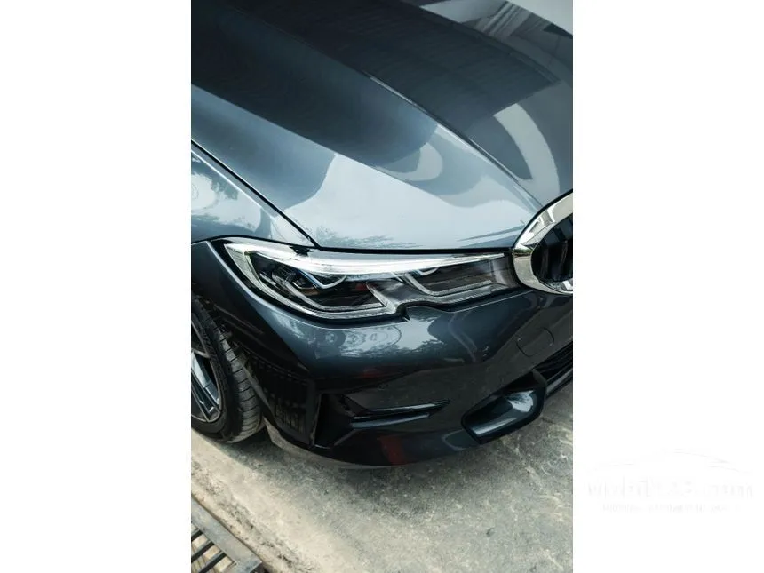 2022 BMW 320i Sport Sedan
