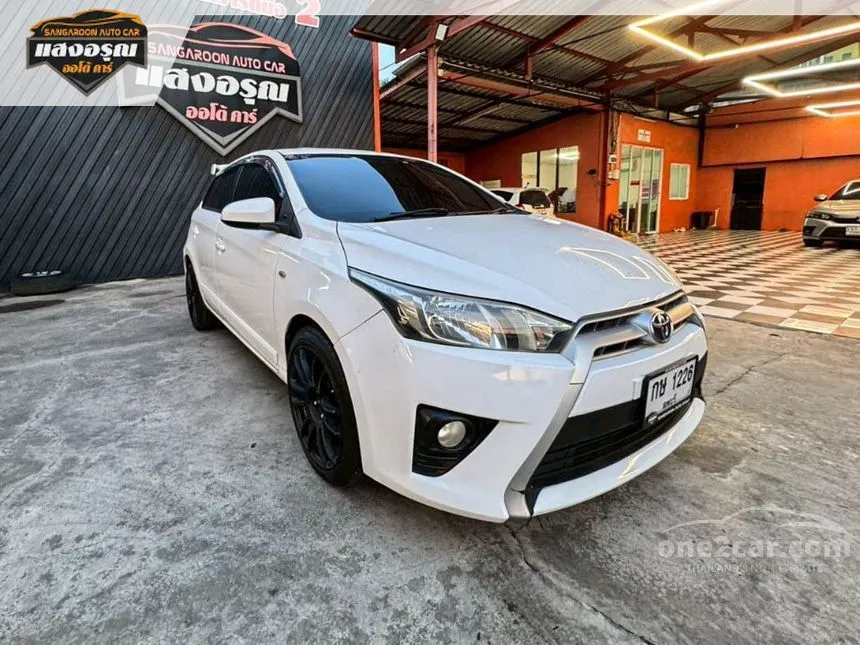 2014 Toyota YARIS E Hatchback