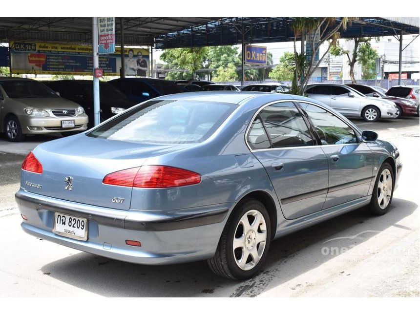 Peugeot 607 2004