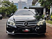 2015 Mercedes-Benz E400 3.0 AMG Sedan • Full Option • Panoramic Roof • V6 Engine • Black on Black