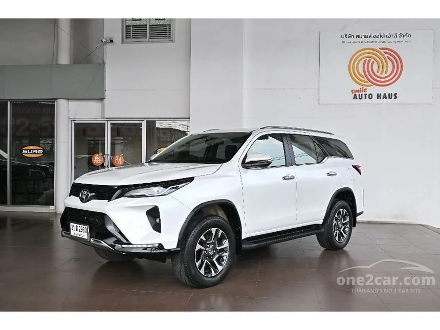 2022 Toyota FORTUNER Leader V SUV