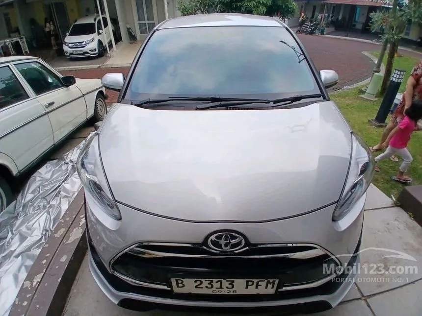 Jual Mobil Toyota Sienta 2018 Q 1.5 di DKI Jakarta Automatic MPV Silver Rp 177.000.000