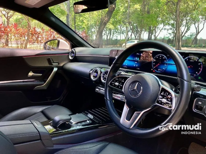 2021 Mercedes-Benz A200 progressive line Sedan