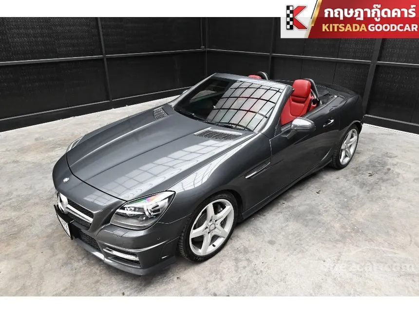 2012 Mercedes-Benz SLK200 AMG Sports BlueEFFICIENCY Convertible