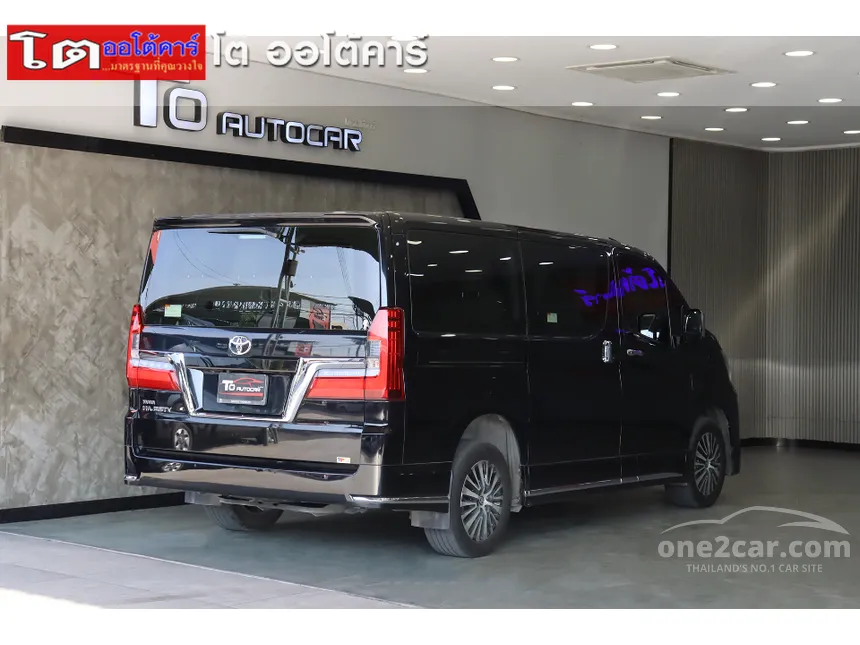 2021 Toyota Majesty Standard Van