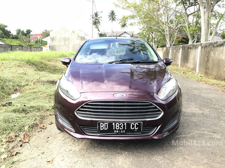 Jual Mobil Ford Fiesta 2014 Trend 1.5 di Bengkulu 