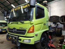 2003 Hino FG Series 7.7 terawat dijual di malang