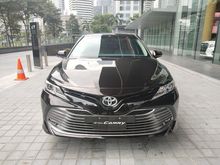 2020 Toyota Camry 2,5 V Sedan - Rp. 10 Juta an perbulan