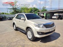 2013 Toyota Fortuner 2.7 (ปี 12-15) V SUV AT