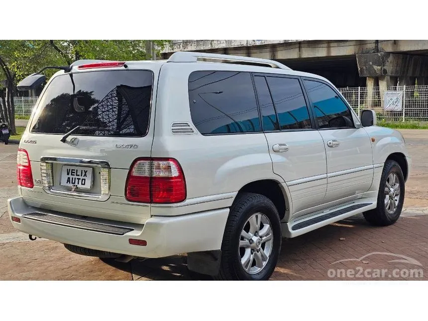 2004 Lexus LX470 SUV