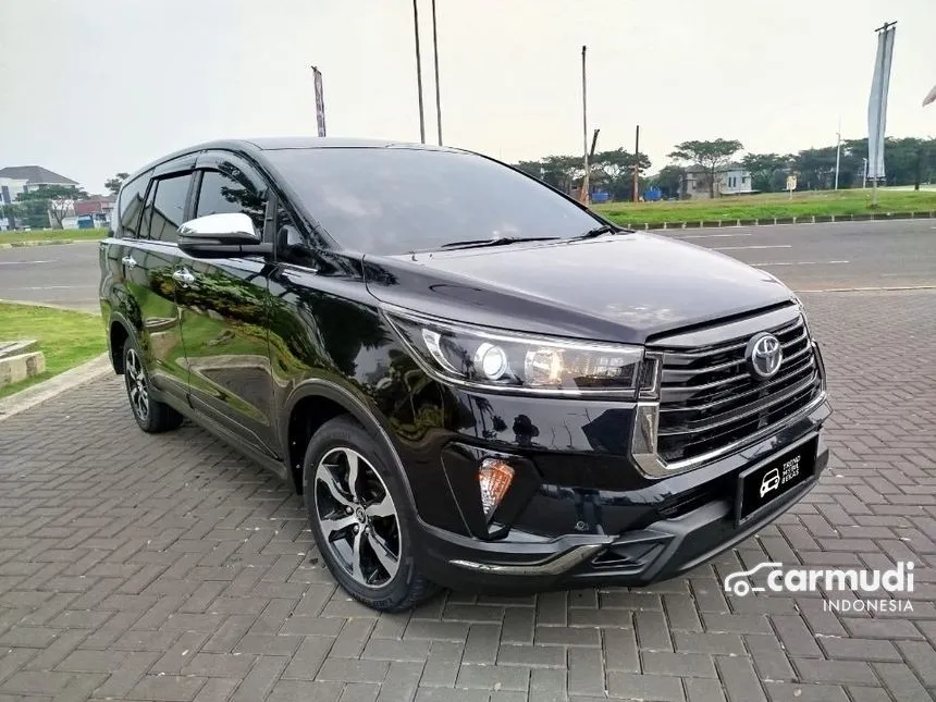 2021 Toyota Kijang Innova Venturer MPV