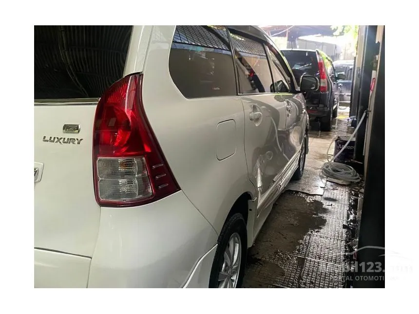 Toyota Avanza Luxury 2015: Kajian Mendalam Mengenai Keunggulan dan Kekurangannya