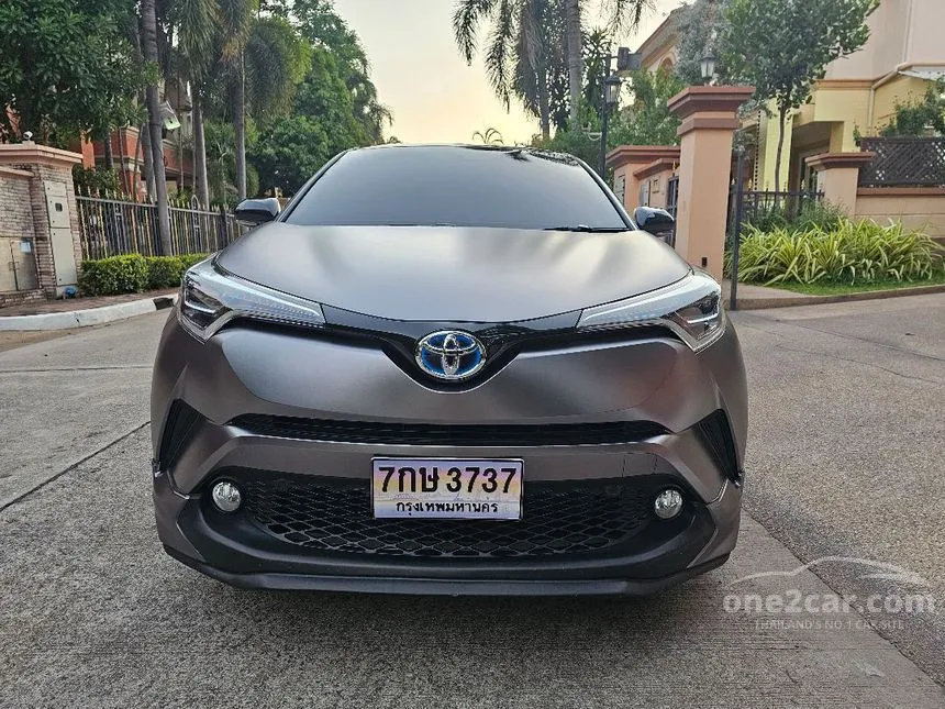 2019 Toyota C-HR HV Mid SUV