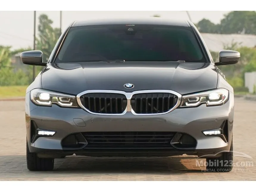 2022 BMW 320i Sport Sedan