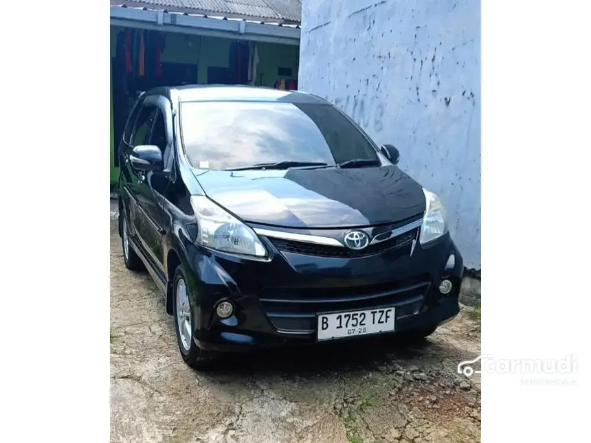 2012 Toyota Avanza Veloz MPV
