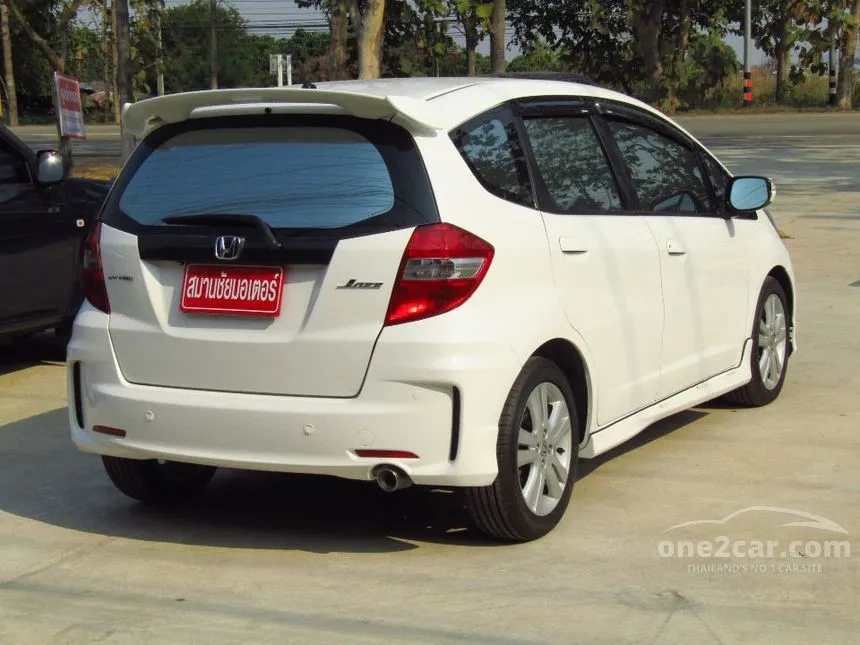 2012 Honda JAZZ SV Hatchback