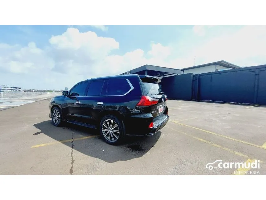 2009 Lexus LX 570 SUV