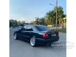1997 Mercedes-Benz C230 2.3 Classic Sedan