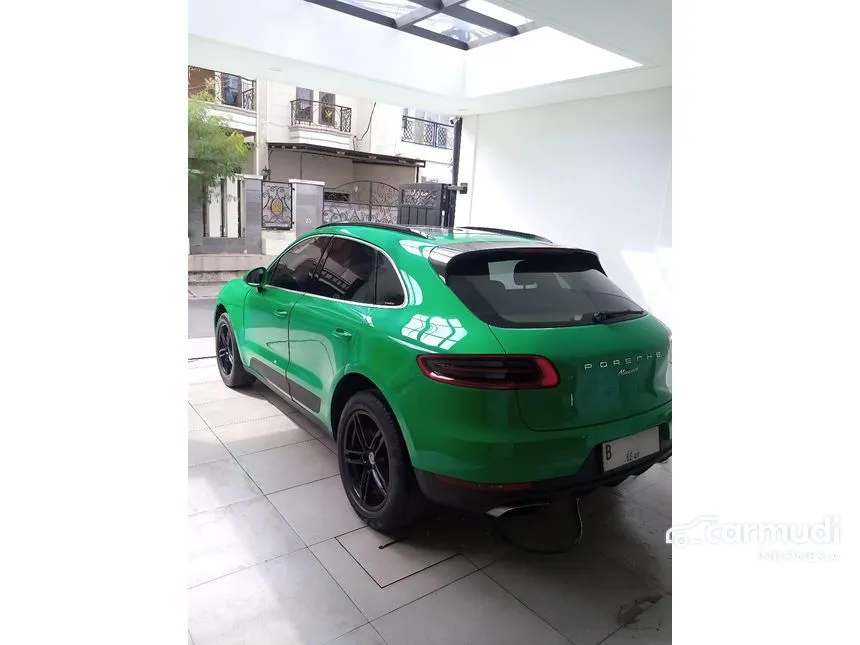 2015 Porsche Macan SUV