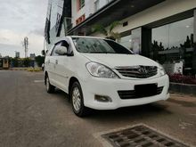 Toyota Kijang Innova 2.0 V AT Putih 2010 - TDP Rendah