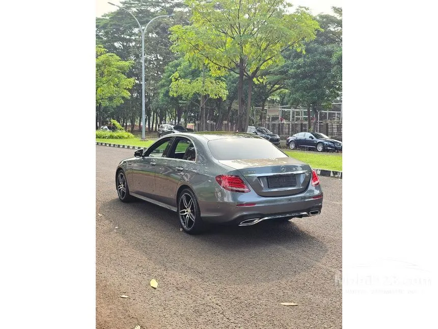 2017 Mercedes-Benz E300 AMG Line Sedan