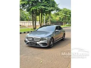 2017 Mercedes-Benz E300 2.0 AMG Line Sedan