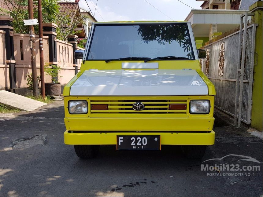 1984 Toyota Kijang MPV Minivans