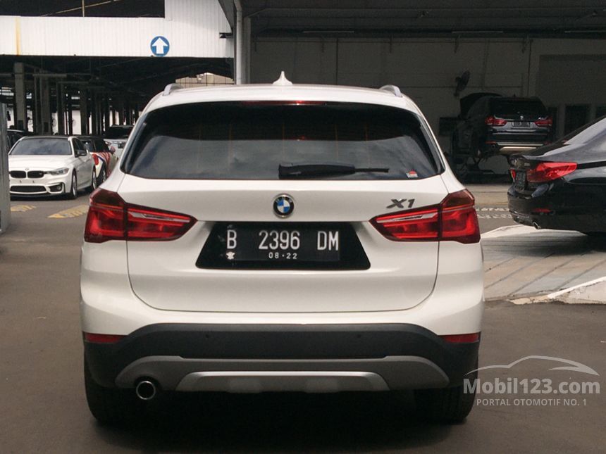  Jual Mobil BMW X1 2021  sDrive18i xLine 1 5 di DKI Jakarta 