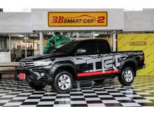 2015 Toyota Hilux Revo 2.4 SMARTCAB E Prerunner Pickup MT