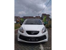 Honda Brio 1.2 S AT CKD Hatchback