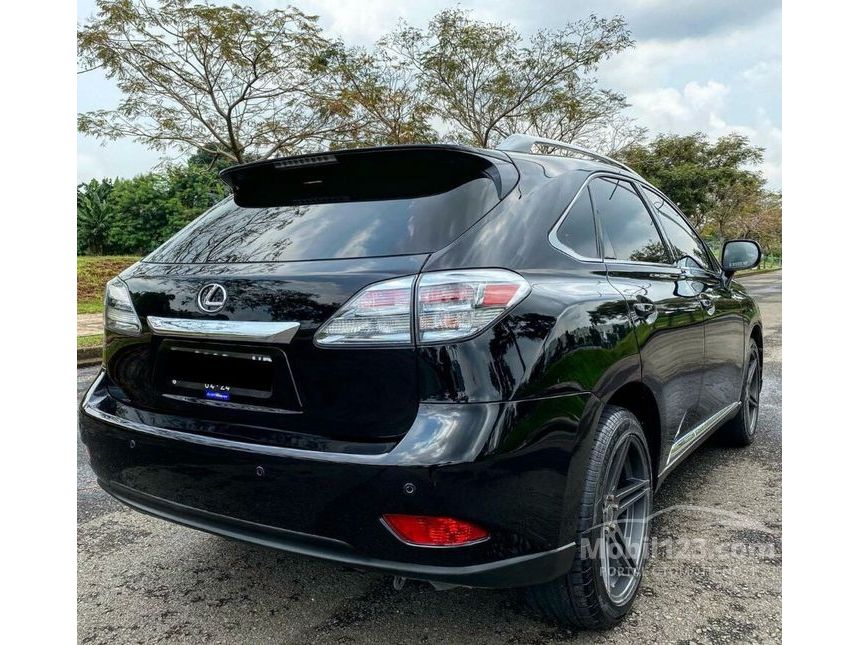 Lexus rx al10