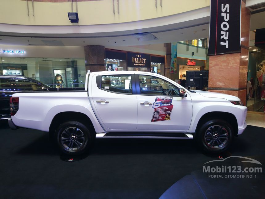 Jual Mobil Mitsubishi Triton 2019 ULTIMATE 2.4 di Riau Automatic Pick 