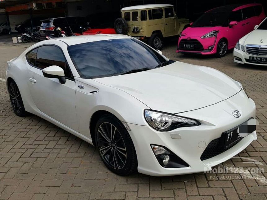 Jual Mobil Toyota 86 2013 V 2 0 Di Dki Jakarta Manual Coupe Putih Rp 480 000 000 5758978 Mobil123 Com