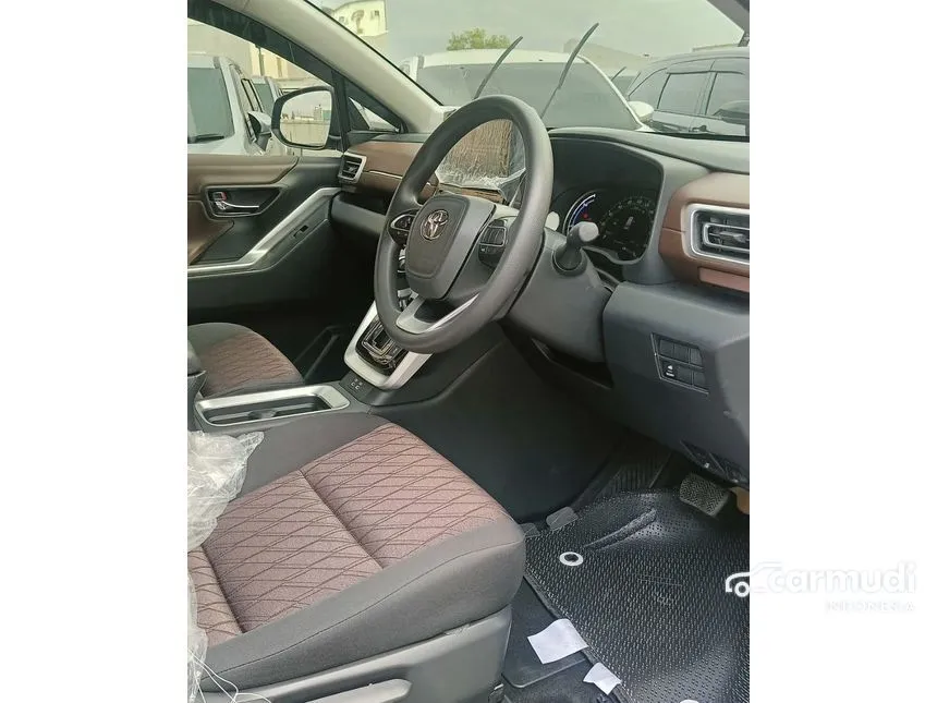 2025 Toyota Kijang Innova Zenix G HV (Non Premium Color) MPV
