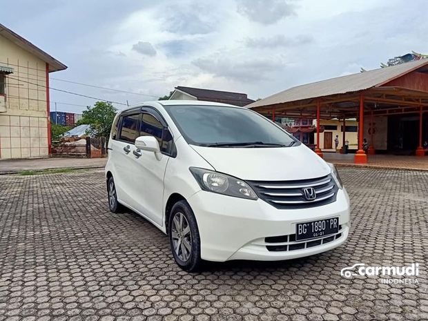 Beli Mobil Honda Freed  Baru  Bekas Kisaran Harga 