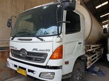2012 Hino FL260JW Tangki Hi Blow