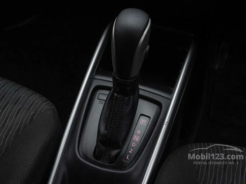 2018 Suzuki Baleno GL Hatchback