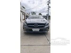 2017 Mercedes-Benz CLA200 1.6 Urban Sedan