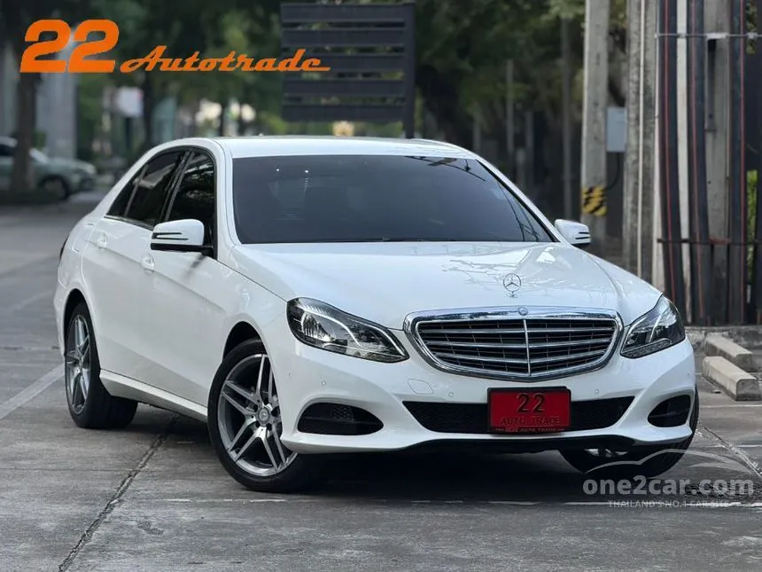 2015 Mercedes-Benz E200 AMG Dynamic Sedan