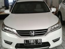 2013 Honda Accord 2.4 VTi-L Sedan Putih Orchid Mutiara
