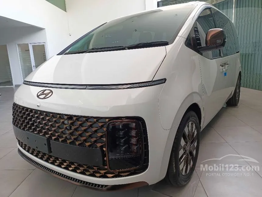 2024 Hyundai Staria Signature 7 Wagon