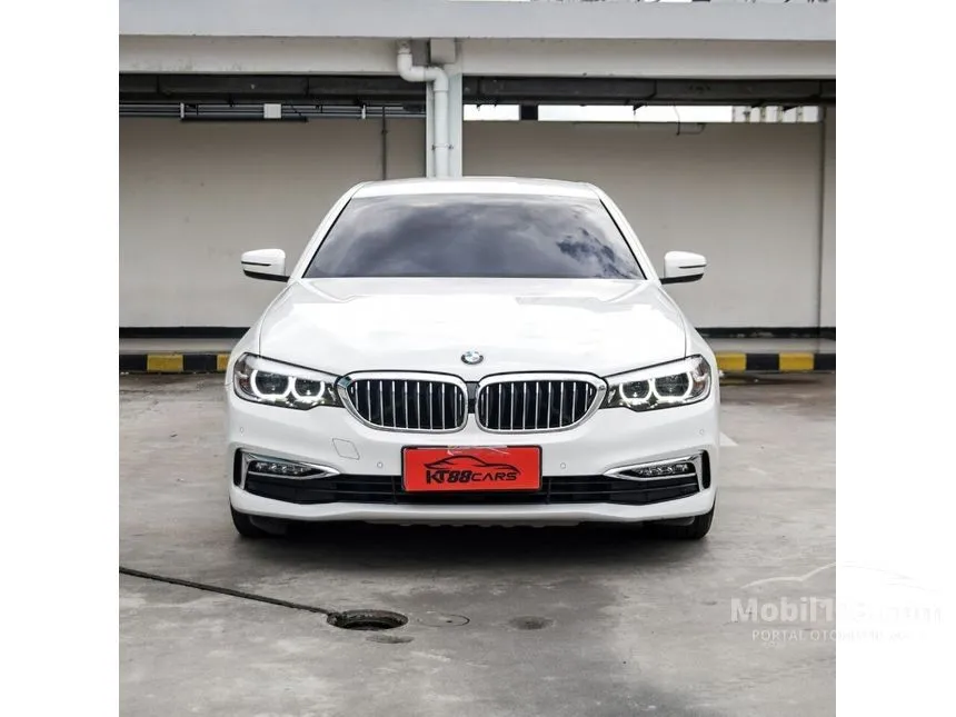 Jual Mobil BMW 520i 2018 Luxury 2.0 di DKI Jakarta Automatic Sedan Putih Rp 675.000.000